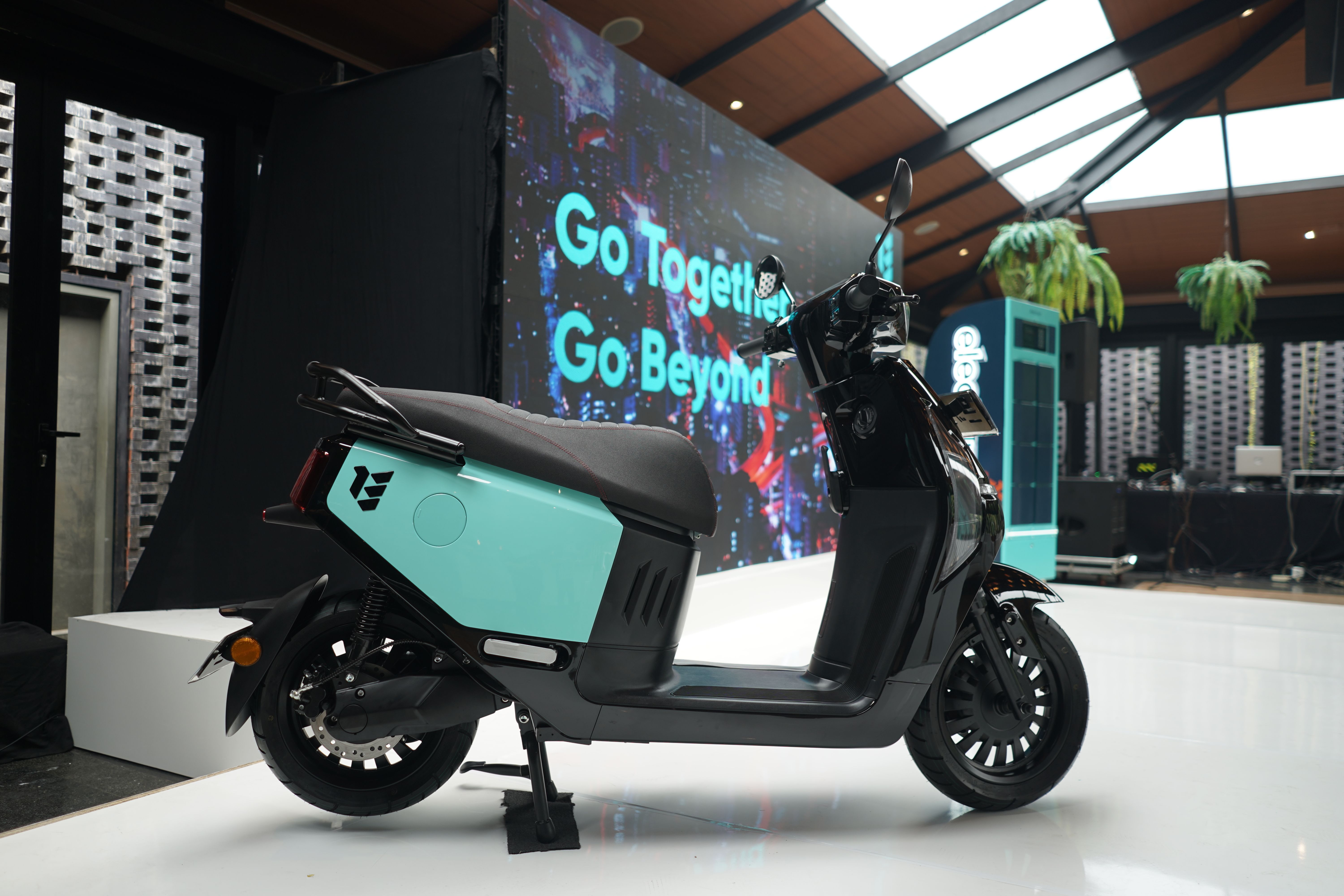 The newly launched H5, Innovative Indonesian EV Mobility from Electrum